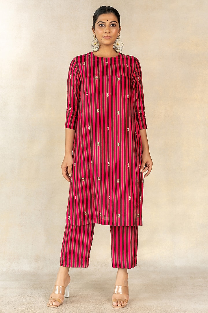 Pink & Brown Cotton Silk Stripes Printed Straight Kurta Set by TUSSAH BY SIDDHI SHAH at Pernia's Pop Up Shop