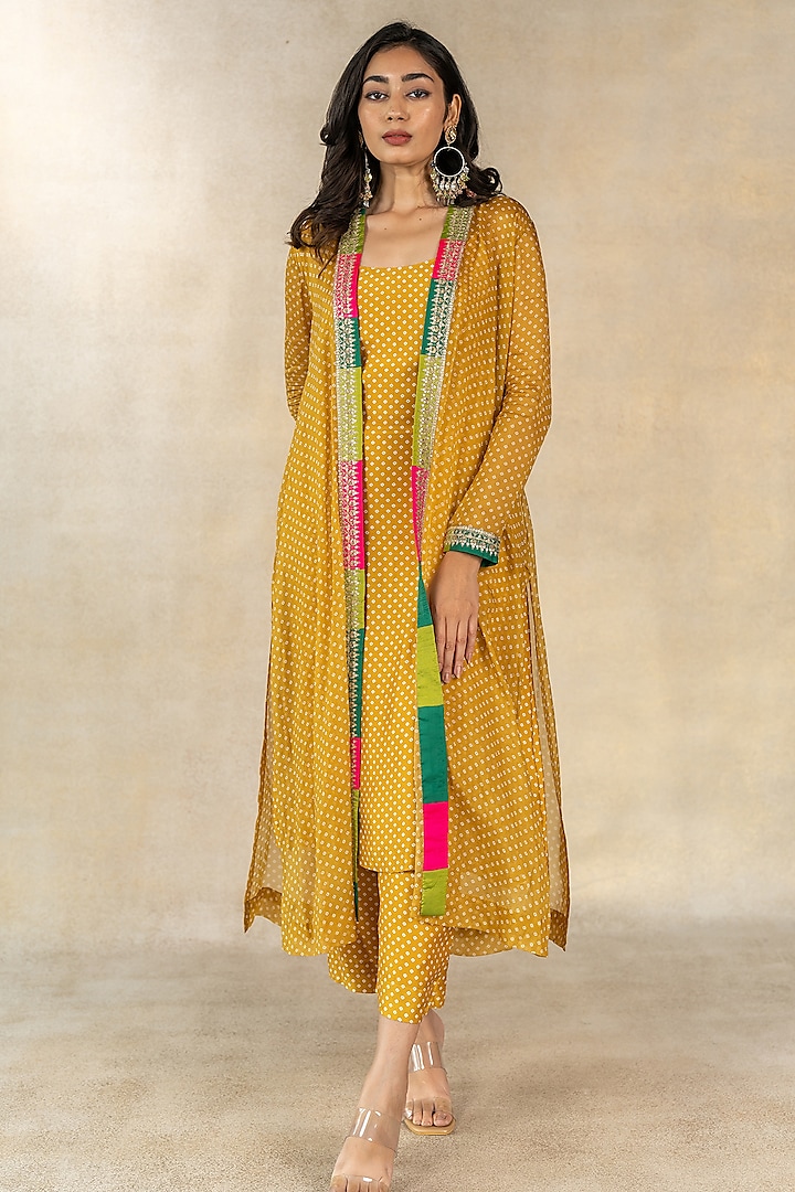 Mustard Cotton Silk Bandhani Printed A-Line Kurta Set by TUSSAH BY SIDDHI SHAH at Pernia's Pop Up Shop