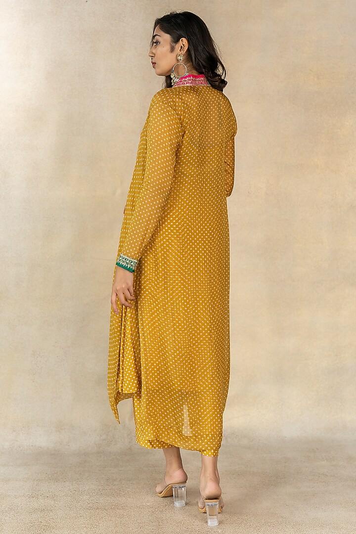 Mustard Cotton Silk Bandhani Printed A-Line Kurta Set by TUSSAH BY SIDDHI SHAH at Pernia's Pop Up Shop