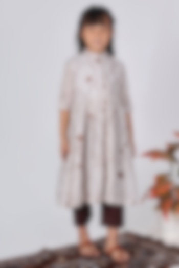 Brown Cotton Floral Printed Kurta Set For Girls by THE COTTON STAPLE at Pernia's Pop Up Shop