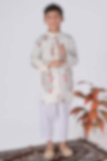 White Cotton Floral Printed Kurta Set For Boys by THE COTTON STAPLE at Pernia's Pop Up Shop