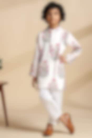 White Cotton Floral Kurta Set For Boys by THE COTTON STAPLE at Pernia's Pop Up Shop
