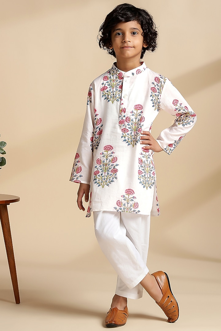 White Cotton Floral Kurta Set For Boys by THE COTTON STAPLE at Pernia's Pop Up Shop