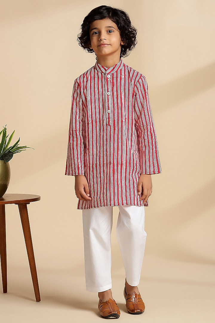 Maroon Cotton Printed Kurta Set For Boys by THE COTTON STAPLE at Pernia's Pop Up Shop