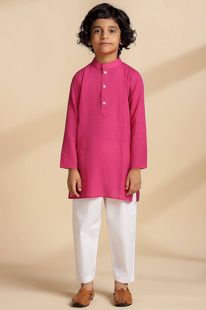 Pink Cotton Kurta Set For Boys by THE COTTON STAPLE at Pernia's Pop Up Shop