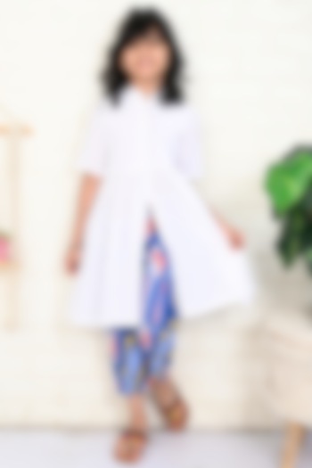 White Cotton Ikat Printed Kurta Set For Girls by THE COTTON STAPLE at Pernia's Pop Up Shop