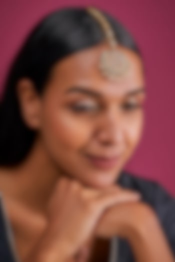 Gold Finish White Imitation Kundan Maang Tikka by Tad Accessories at Pernia's Pop Up Shop