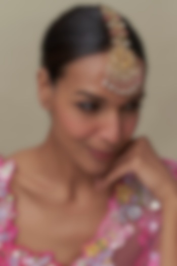 Gold Finish Kundan Polki & Peach Stone Maangtikka by Tad Accessories at Pernia's Pop Up Shop