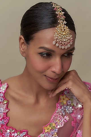 Gold Finish Kundan Polki & Peach Stone Maangtikka by Tad Accessories