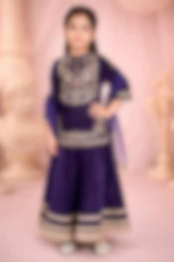 Blue Velvet Embroidered Kurta Set For Girls by Devykids at Pernia's Pop Up Shop