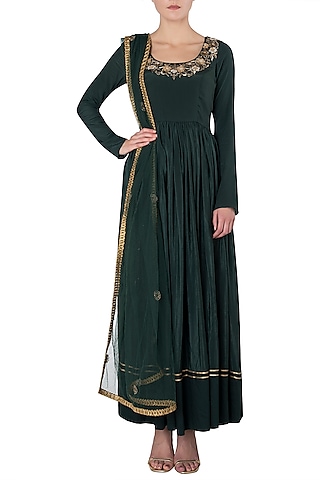 Emerald Green Embroidered Anarkali Set by Trisha Dutta