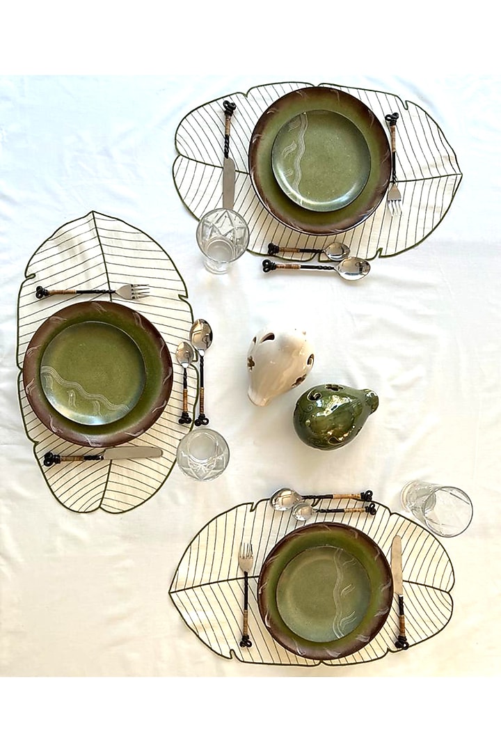 Off-White & Olive Green Banana Leaf Mats (Set of 6) by Tessera at Pernia's Pop Up Shop