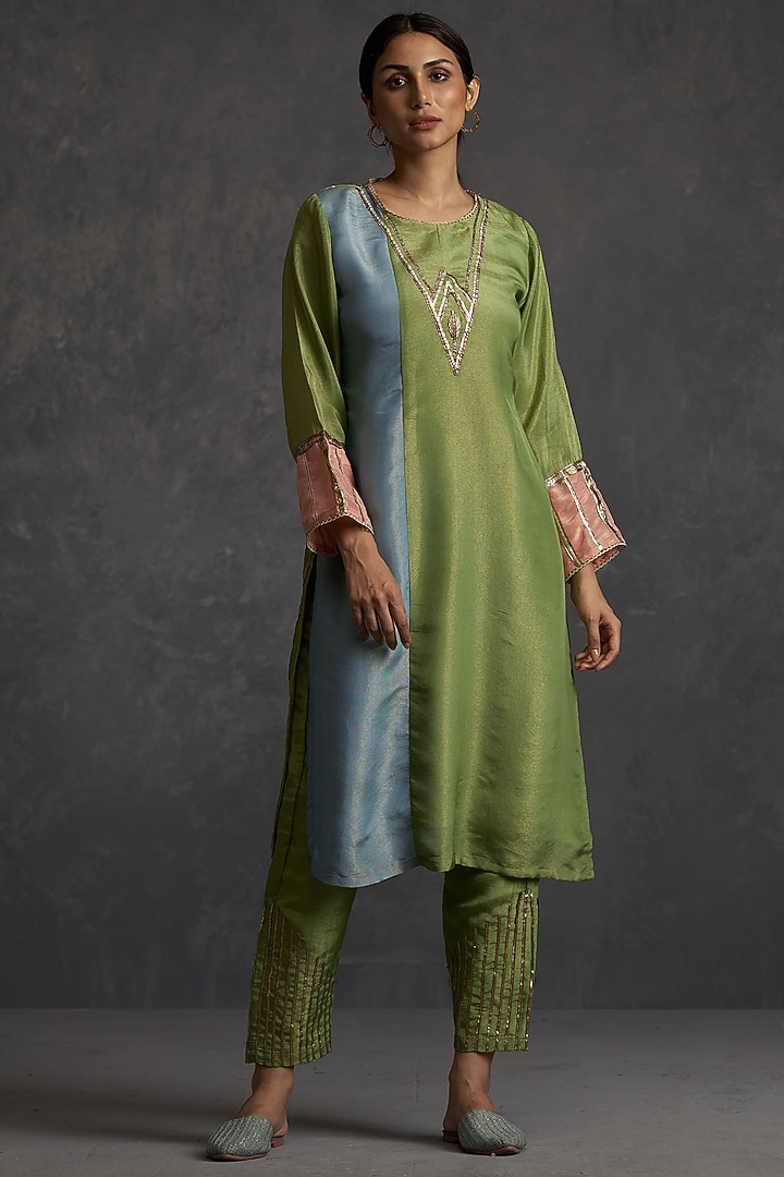 Straight Fit Cotton Kurta Set with Block Printed Yoke & Handworked Sleeves Paired with Contrast Palazzo