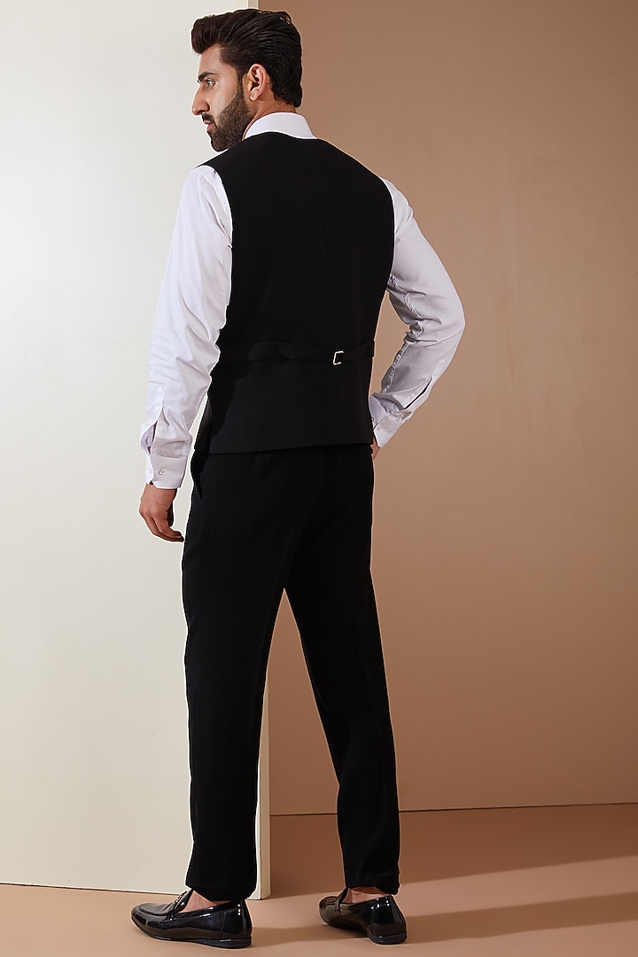 Black Japanese Fabric Cutdana Hand Embroidered Tuxedo Set by THE BLUES at Pernia's Pop Up Shop
