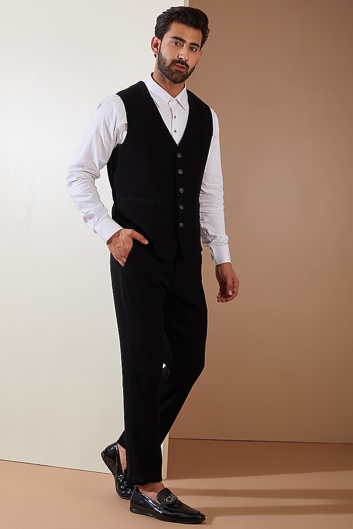 Black Japanese Fabric Cutdana Hand Embroidered Tuxedo Set by THE BLUES at Pernia's Pop Up Shop