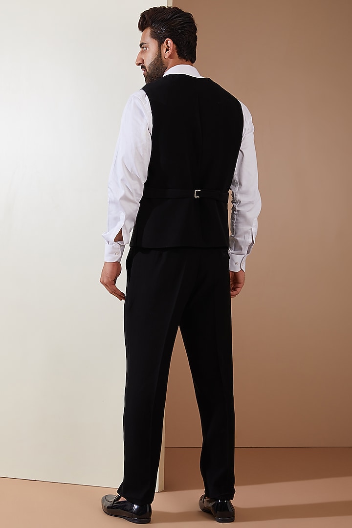 Black Japanese Fabric Cutdana Hand Embroidered Tuxedo Set by THE BLUES at Pernia's Pop Up Shop