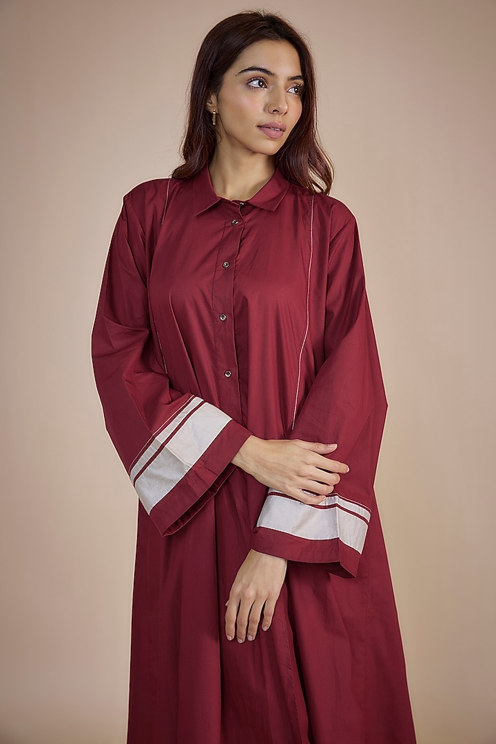 Crimson Red Cotton Poplin Paneled Kurta Set by Three at Pernia's Pop Up Shop