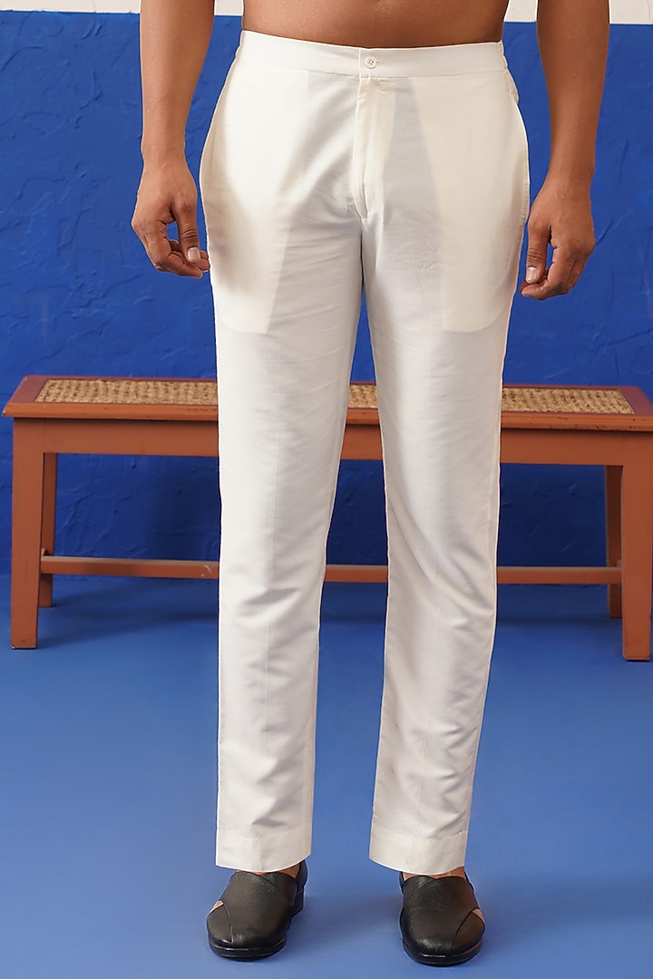 White Cotton Embroidered Bundi Jacket Set by The Ethnic Co at Pernia's Pop Up Shop