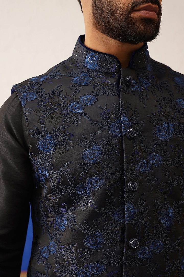 Navy Cotton Embroidered Bundi Jacket Set by The Ethnic Co at Pernia's Pop Up Shop