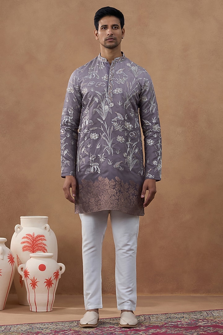 Mauve Cotton Silk Embroidered Kurta Set by The Ethnic Co at Pernia's Pop Up Shop