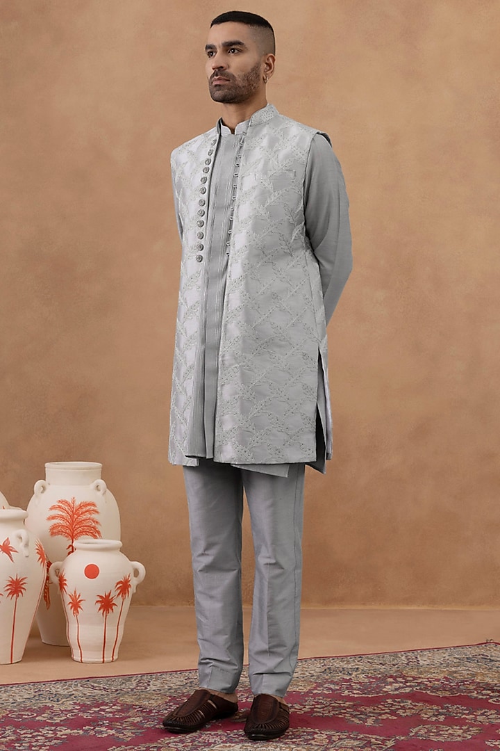 Grey Satin Embroidered Long Bundi Jacket Set by The Ethnic Co at Pernia's Pop Up Shop