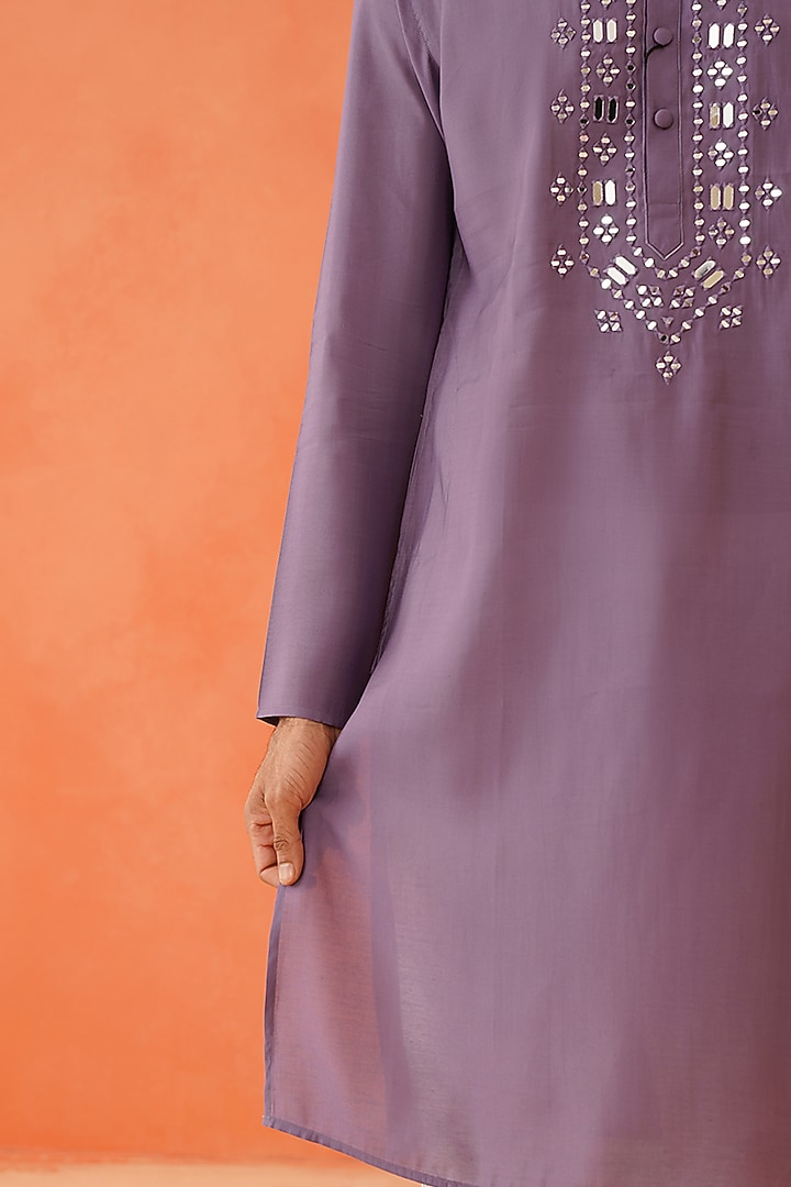 Lavender Art Silk Mirror Embroidered Kurta Set by The Ethnic Co at Pernia's Pop Up Shop