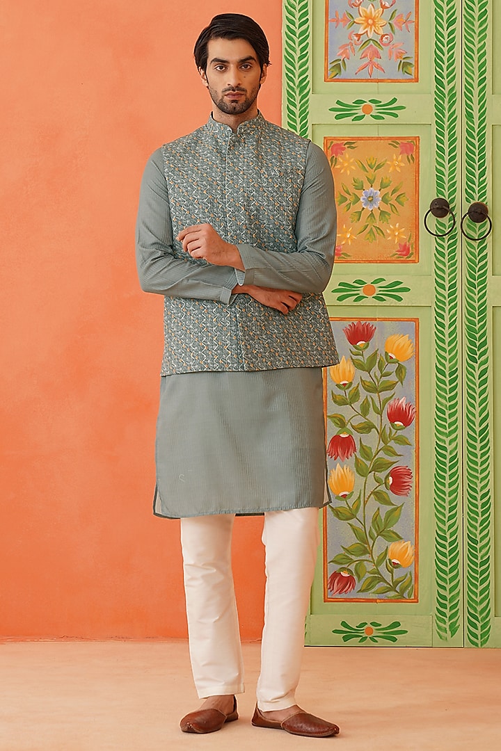 Grey Cotton Bandhani Printed Bundi Jacket Set by The Ethnic Co