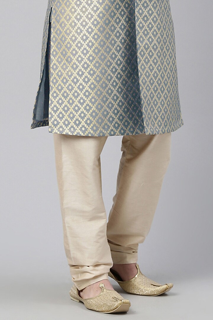 Grey Banarasi Brocade Hand Embroidered Kurta Set by The Ethnic Co at Pernia's Pop Up Shop