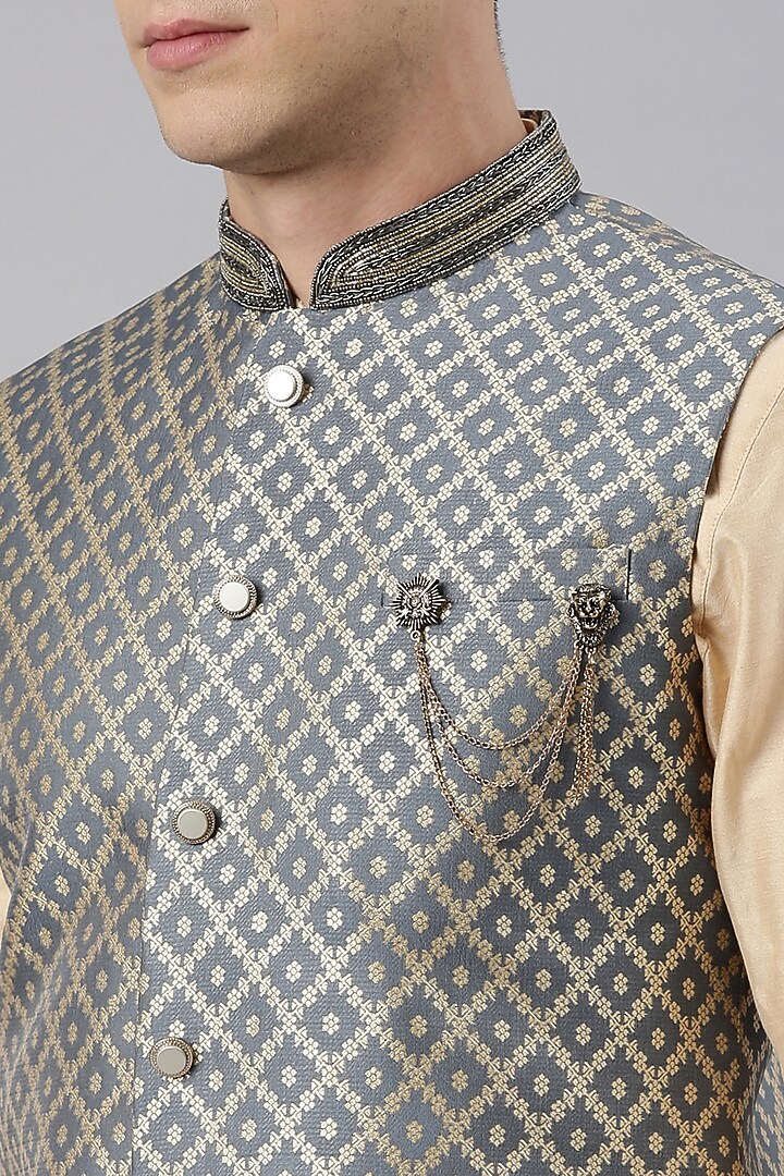 Grey Chanderi Silk Floral Nehru Jacket Set by The Ethnic Co at Pernia's Pop Up Shop