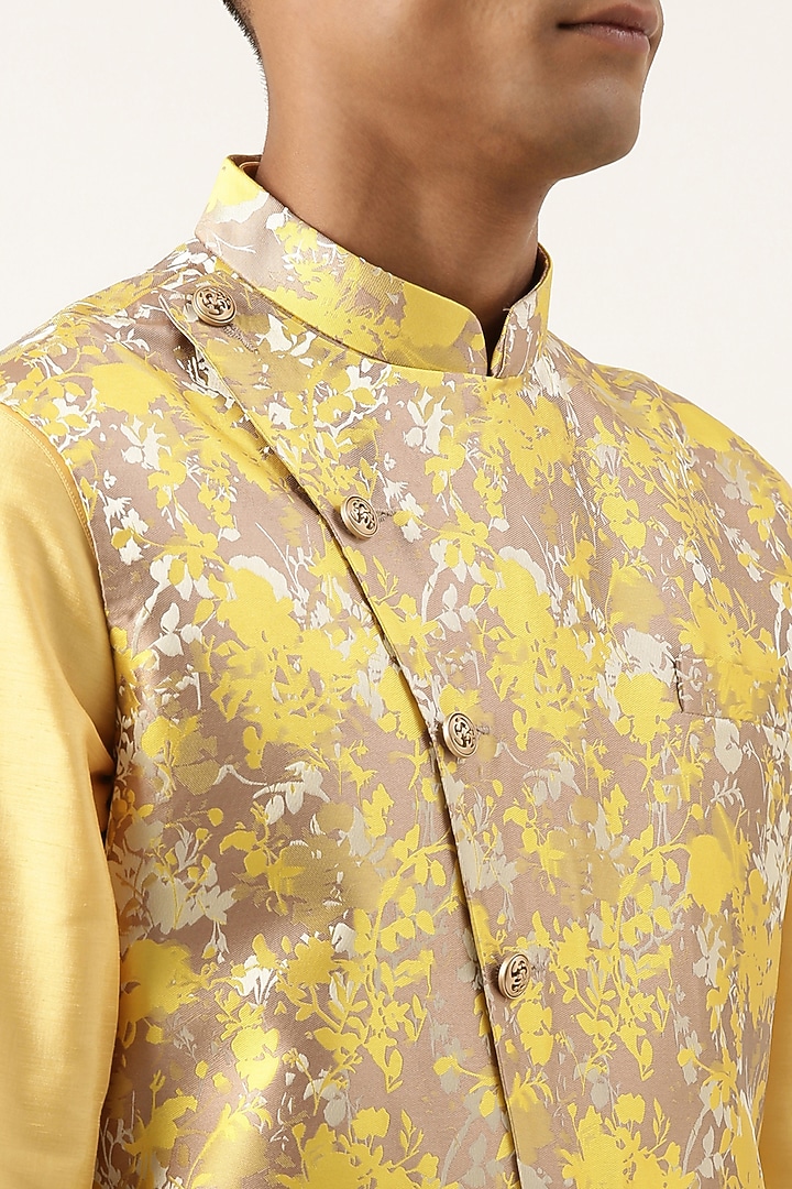 Yellow Jacquard Floral Bundi Jacket Set by The Ethnic Co at Pernia's Pop Up Shop