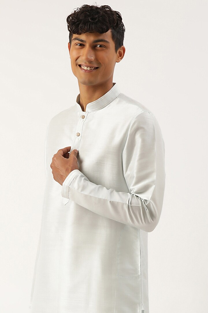 Cream Silk Cotton Embroidered Bundi Jacket Set by The Ethnic Co at Pernia's Pop Up Shop