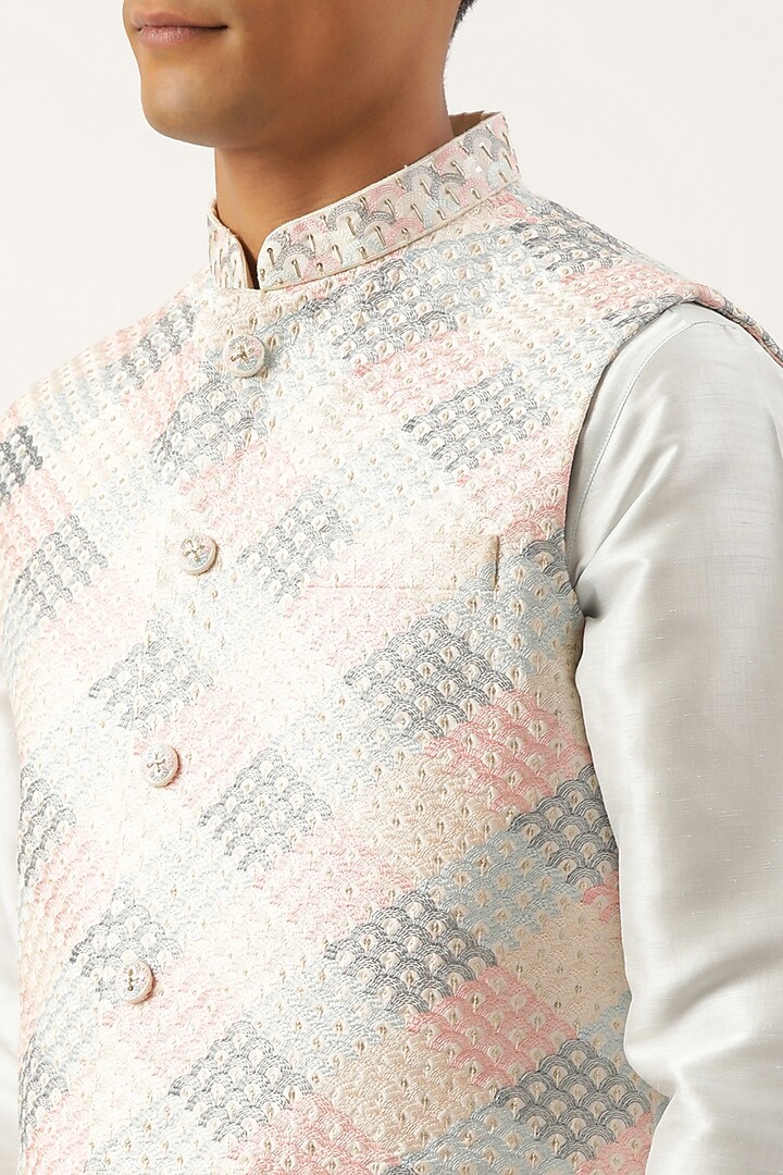 Cream Silk Cotton Embroidered Bundi Jacket Set by The Ethnic Co at Pernia's Pop Up Shop