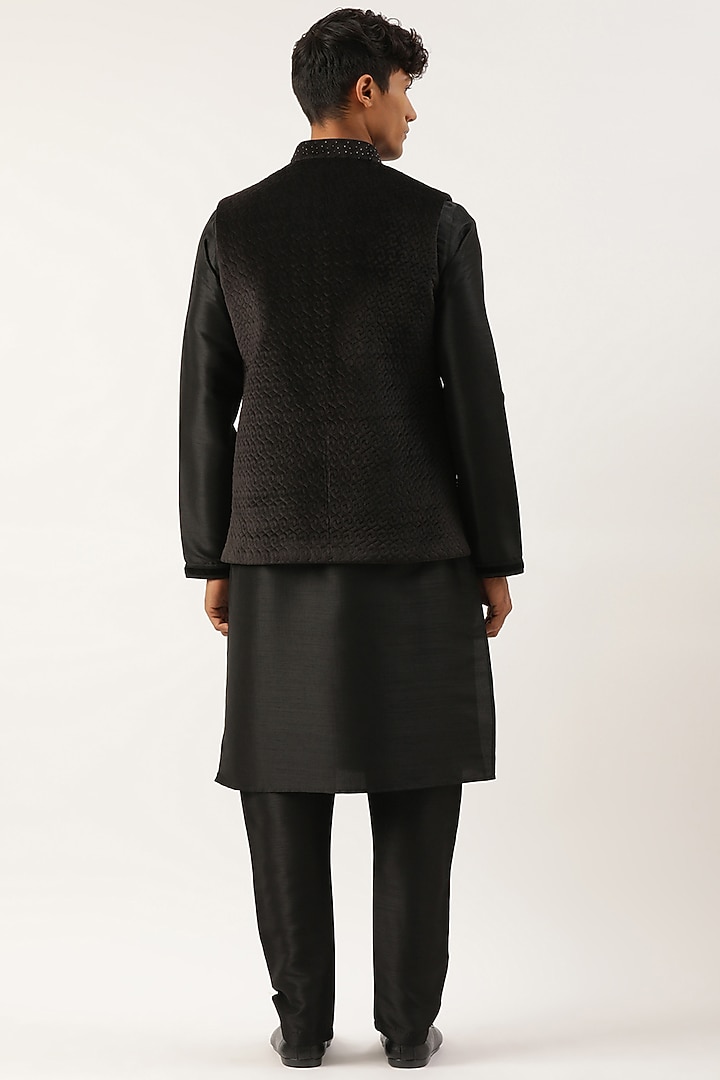 Black Velvet Quilted Bundi Jacket Set by The Ethnic Co at Pernia's Pop Up Shop