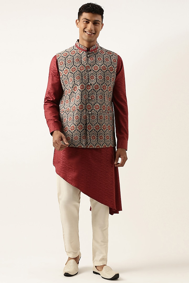 Navy Blue Silk Cotton Printed Bundi Jacket Set by The Ethnic Co at Pernia's Pop Up Shop