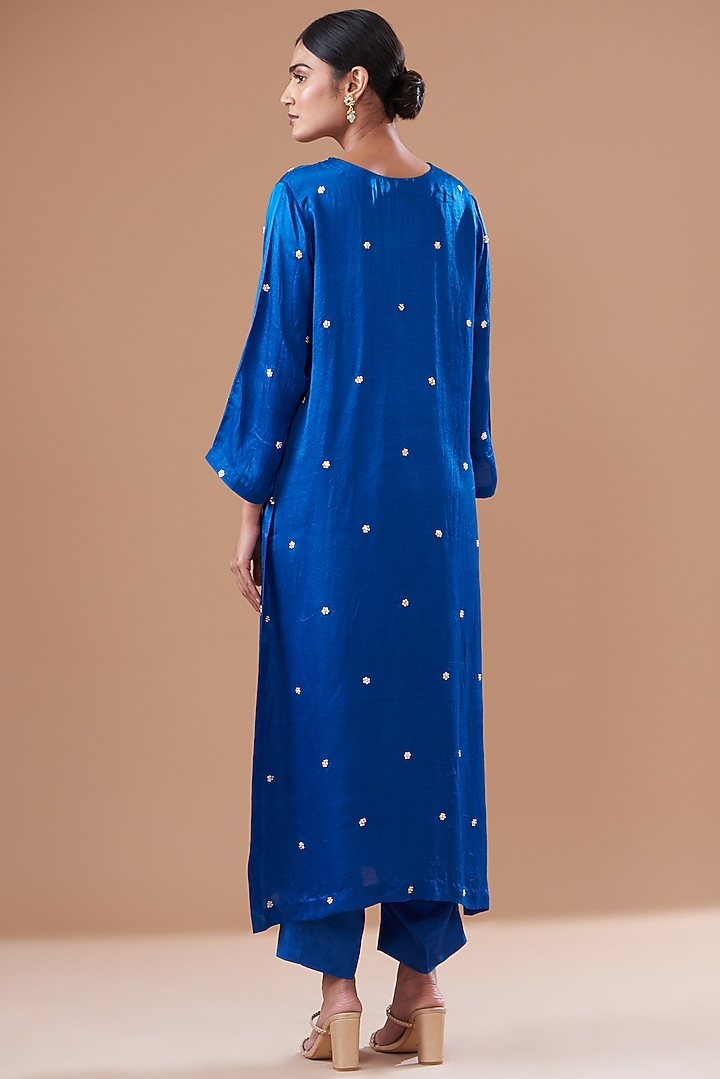 Blue Silk Embroidered Kurta Set by The Pot Plant at Pernia's Pop Up Shop