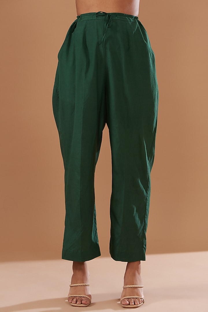 Green Cotton Silk Printed & Embroidered Kurta Set by The Pot Plant at Pernia's Pop Up Shop