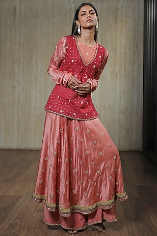 Blush Pink & Maroon Embroidered Kurta Set by THE HOUSE OF KOSH