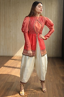Light Pink Embroidered Jacket Set by THE HOUSE OF KOSH-VOLUMINOUS SLEEVES