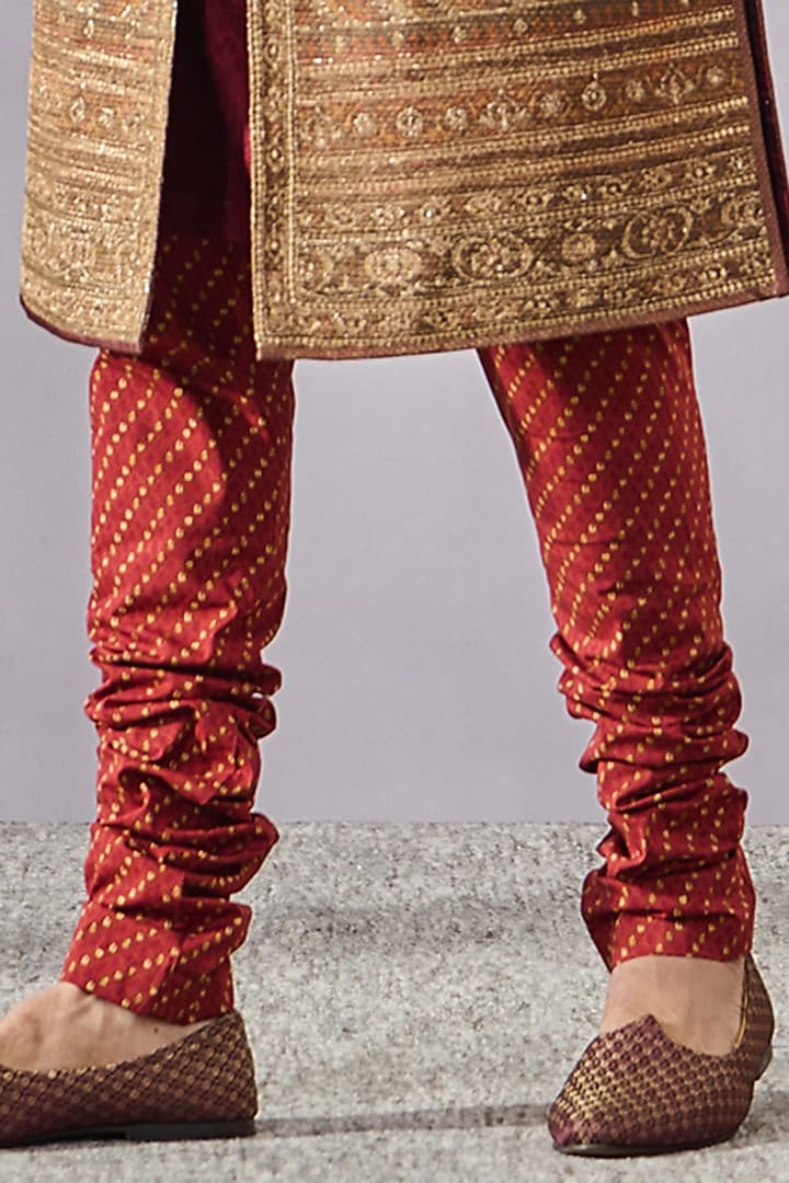 Gold Georgette Printed Groom Sherwani Set by Tarun Tahiliani Men at Pernia's Pop Up Shop