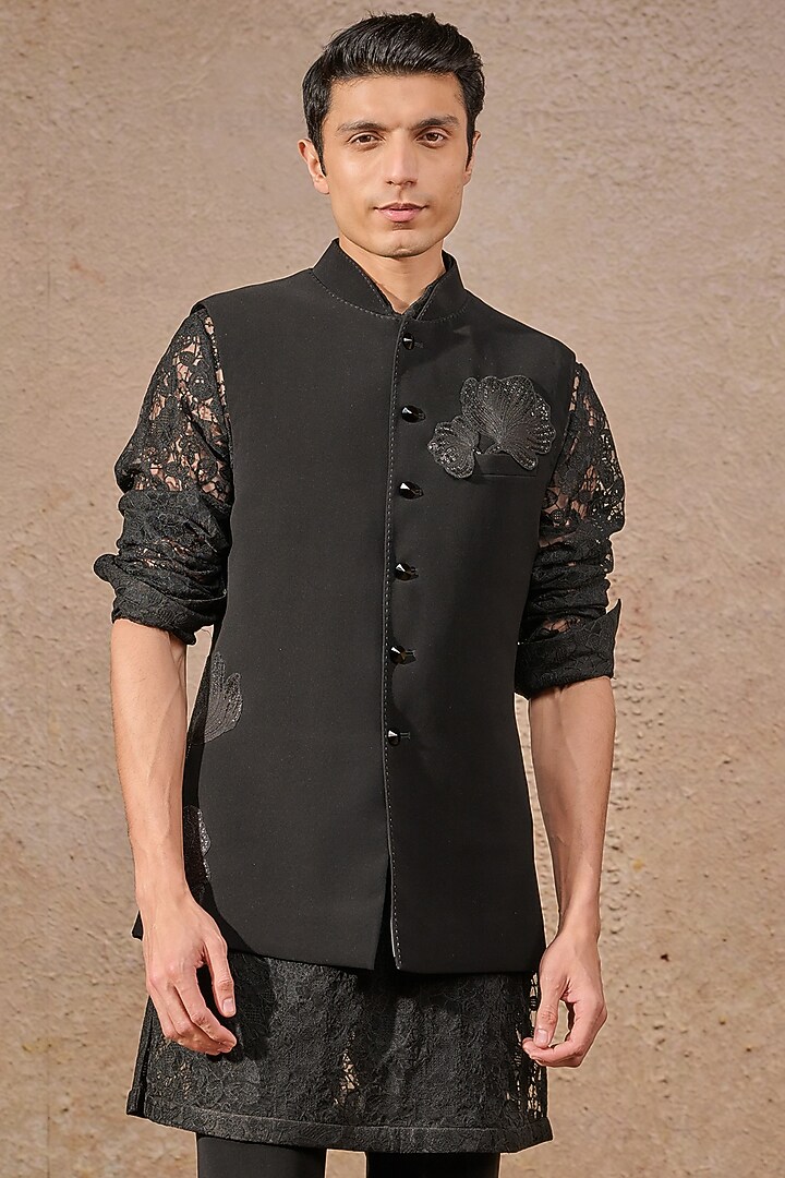 Black Japanese Crepe Sequin Embroidered Waistcoat Set by Tarun Tahiliani Men at Pernia's Pop Up Shop