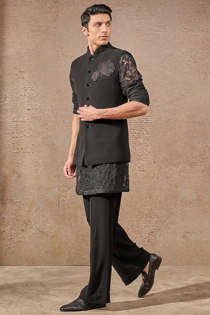 Black Japanese Crepe Sequin Embroidered Waistcoat Set by Tarun Tahiliani Men at Pernia's Pop Up Shop