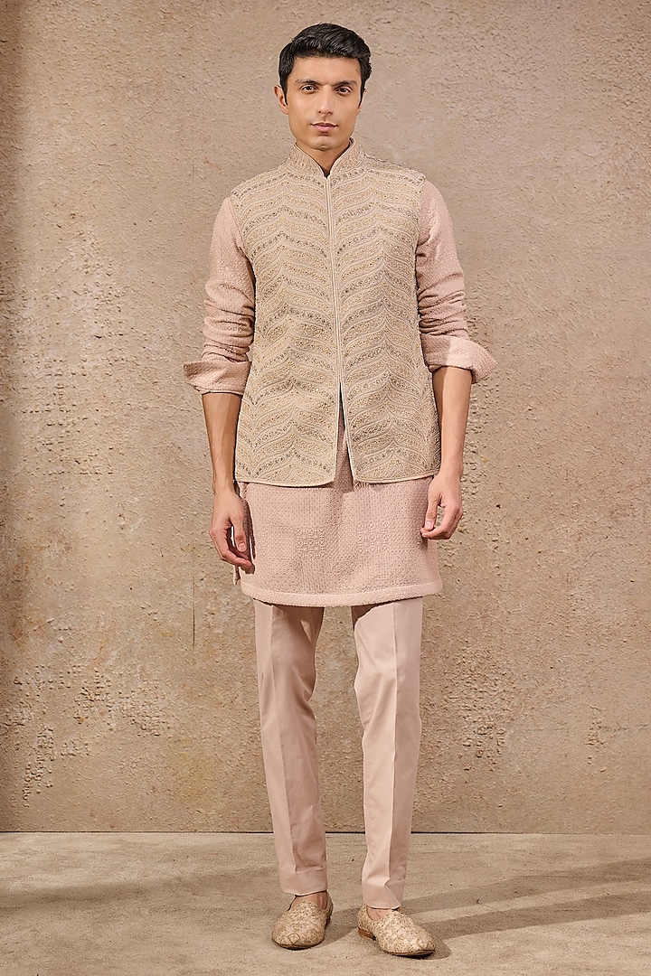 Salmon Pink Tissue Georgette Dori Embroidered Waistcoat Set by Tarun Tahiliani Men at Pernia's Pop Up Shop