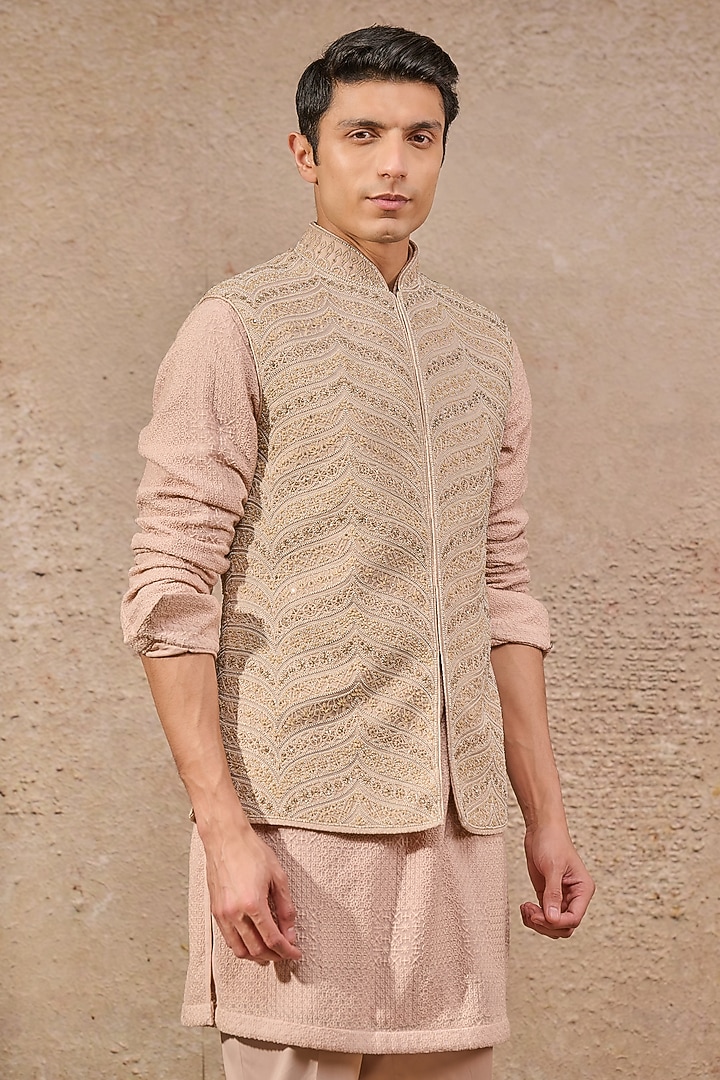 Salmon Pink Tissue Georgette Dori Embroidered Waistcoat Set by Tarun Tahiliani Men at Pernia's Pop Up Shop