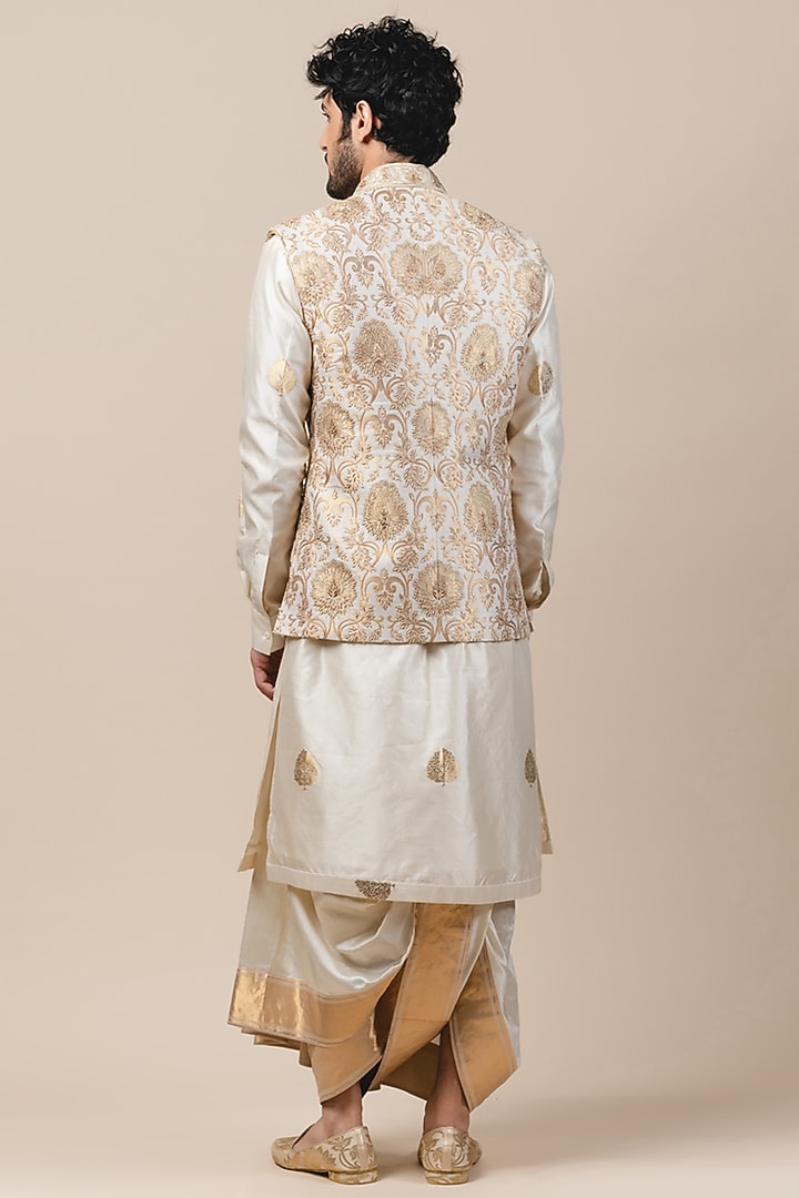 Ivory Embroidered Kurta Set With Bundi Jacket by Tarun Tahiliani Men at Pernia's Pop Up Shop