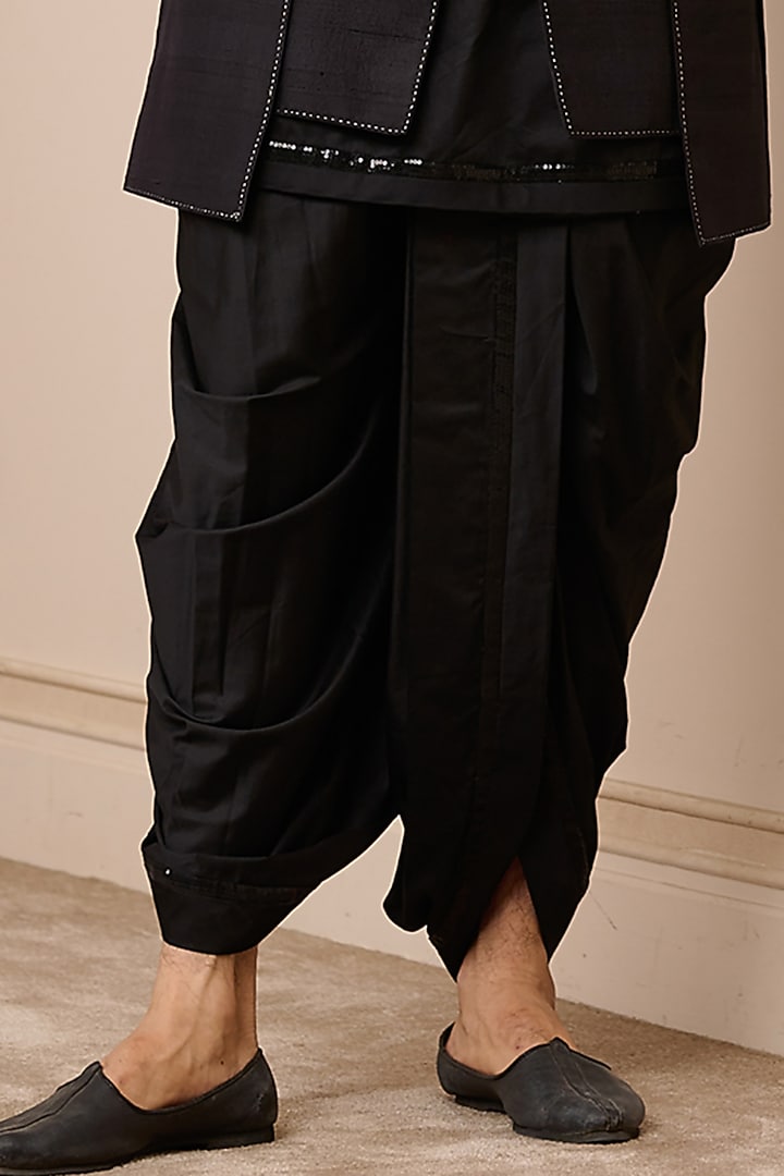 Black Raw Silk Groom Sherwani Set by Tarun Tahiliani Men at Pernia's Pop Up Shop