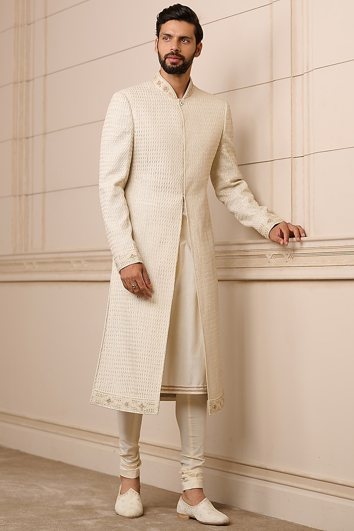 Ivory Katan Silk Textured Groom Sherwani Set by Tarun Tahiliani Men at Pernia's Pop Up Shop