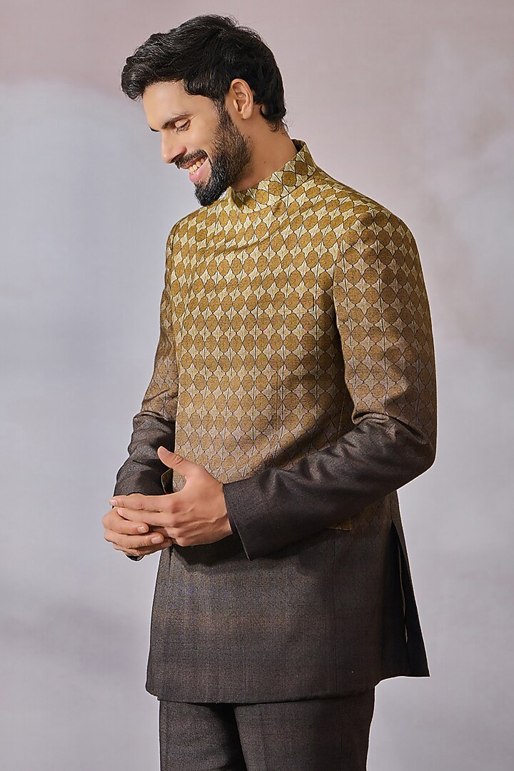 Brown Ombre Tussar Slub Wedding Bandhgala Set by Tarun Tahiliani Men at Pernia's Pop Up Shop