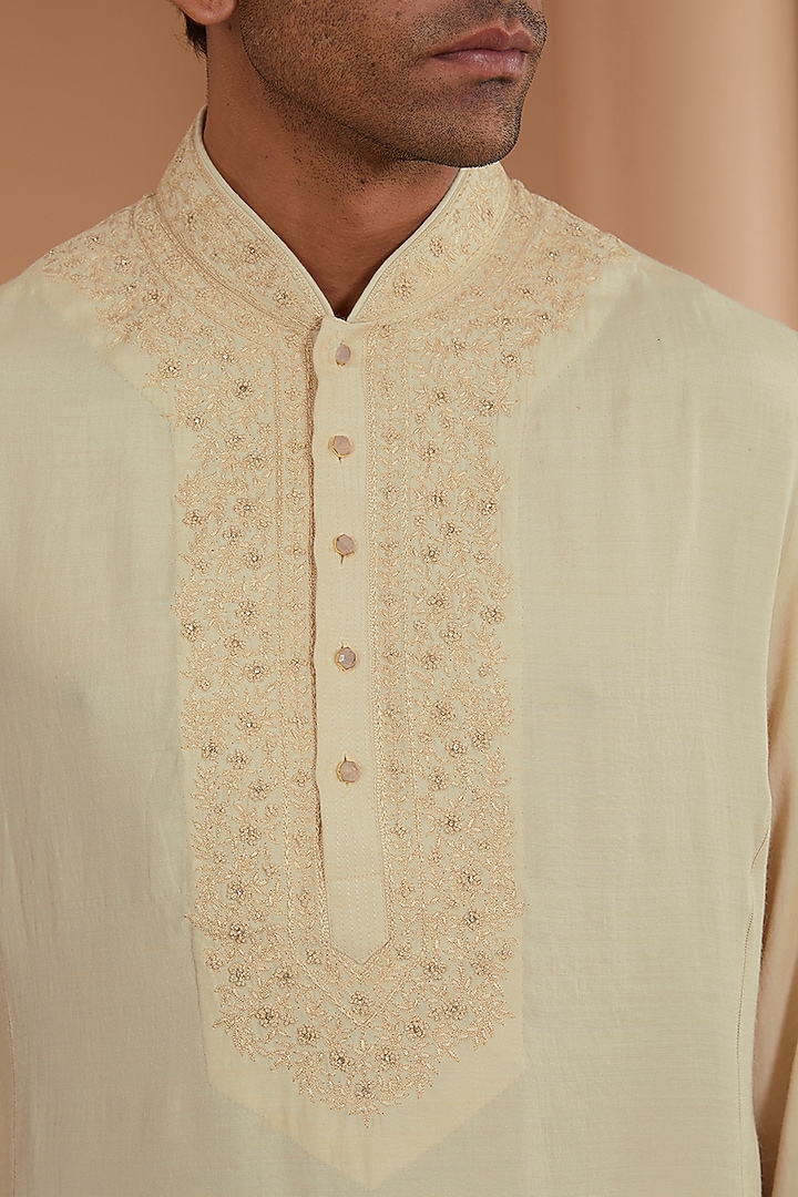 Beige Spun Silk Thread Embroidered Kurta Set by Tarun Tahiliani Men at Pernia's Pop Up Shop