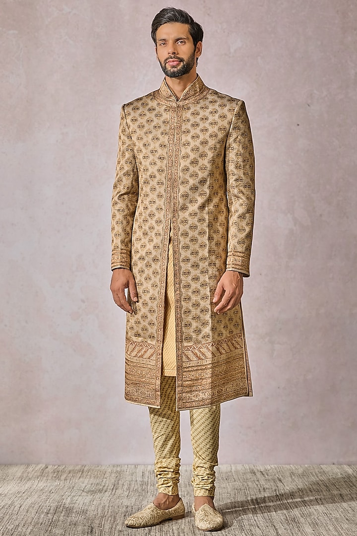 Ivory Dana Georgette Printed Sherwani Set by Tarun Tahiliani Men