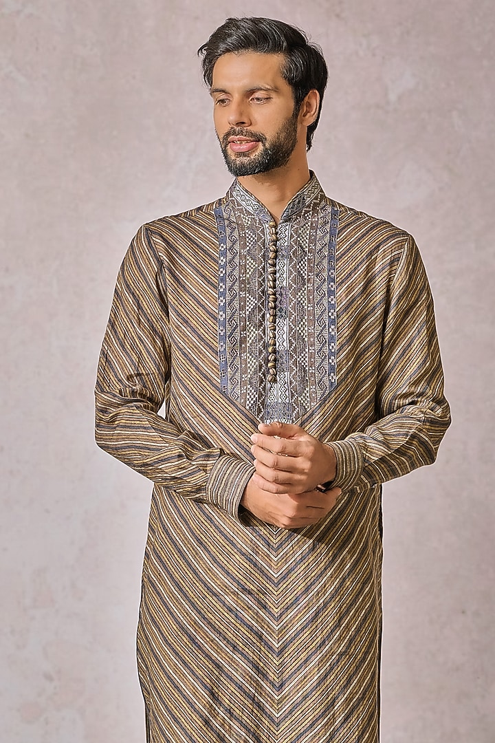 Multi-Colored Linen Printed & Embroidered Kurta Set by Tarun Tahiliani Men at Pernia's Pop Up Shop